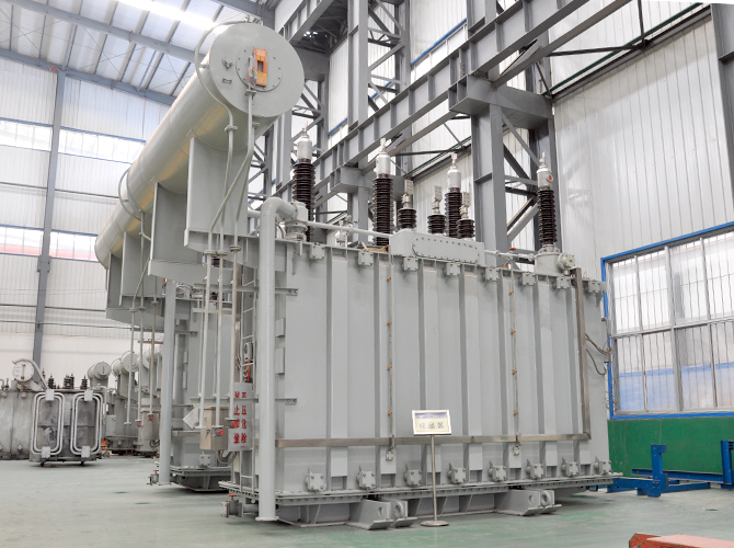 南平110KV级大型电力变压器